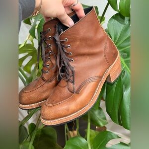 Red Wing Shoes Leather Lace-Up Boots Women’s 7.5 B Made in USA